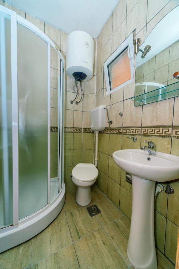 Apartments Aura Utjeha Zewnętrze zdjęcie