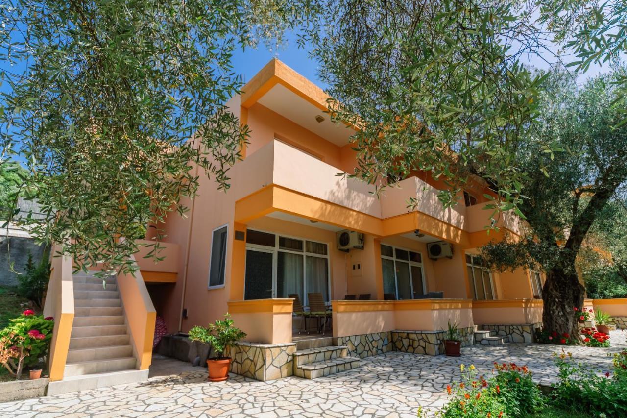 Apartments Aura Utjeha Zewnętrze zdjęcie